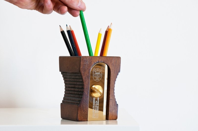 Spitzer Stiftehalter | Sharpener Desk Tidy ✏️ Dunkel