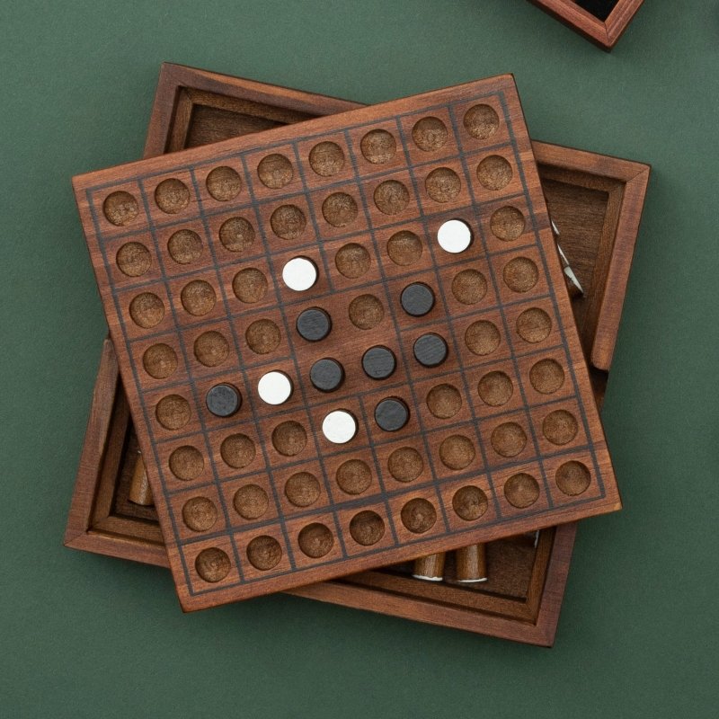 Luckies - Reversi | Perfekt für Strategie-Liebhaber
