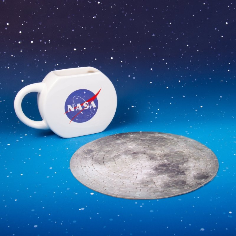 NASA Becher und Puzzle