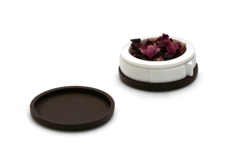 PELEG DESIGN - CookieTea Tee Ei
